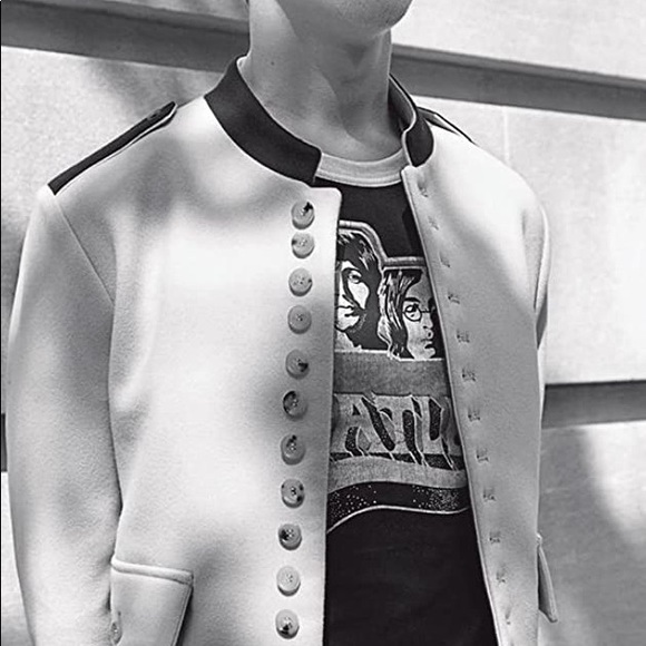 Meet your Posher, Alex - Picture 4 of 5